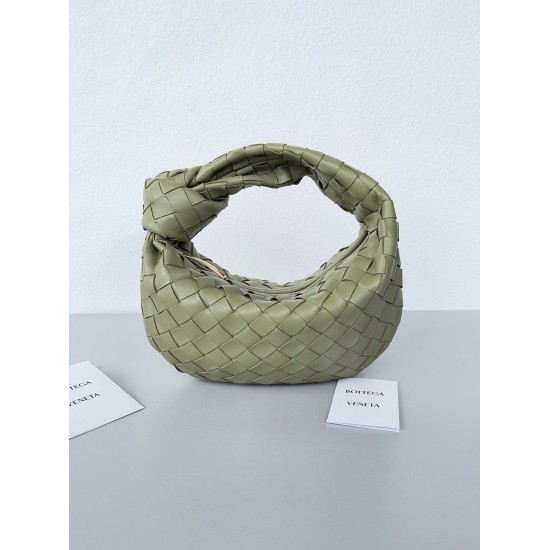Replica Faux Bottega Veneta Bv Jodie Mini Bag Raintree Uk Replica Faux Bottega Veneta Bv Jodie Mini Bag Raintree Uk