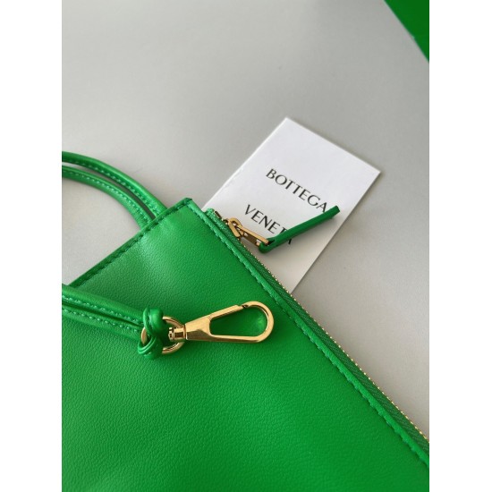 replica Bottega Veneta Arco Medium Tote Green UK