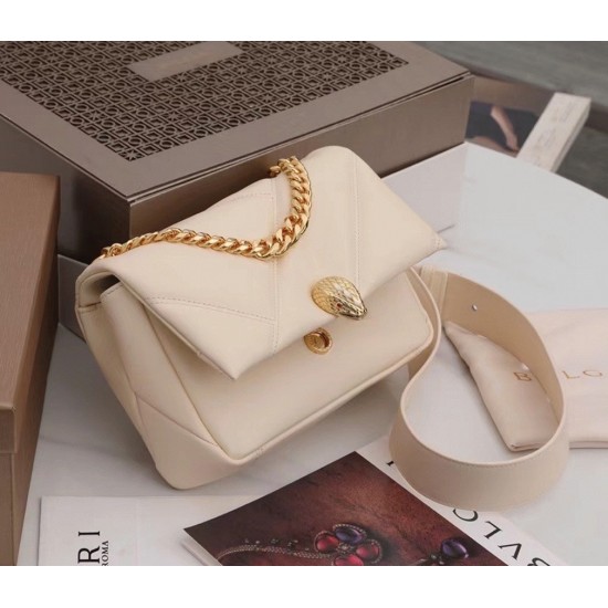 Replica Knockoff Bvlgari Serpenti Cabochon Small Bag White Leather UK replica Knockoff Bvlgari Serpenti Cabochon Small Bag White Leather UK