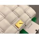 Replica Bottega Veneta Small Padded Cassette Bag White Uk Replica Bottega Veneta Small Padded Cassette Bag White Uk