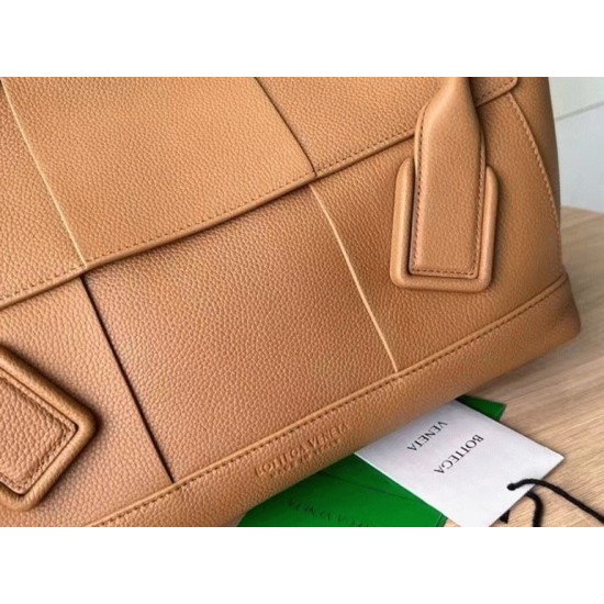 Replica Top Quality Bottega Veneta Arco Medium Bag In Caramel Uk