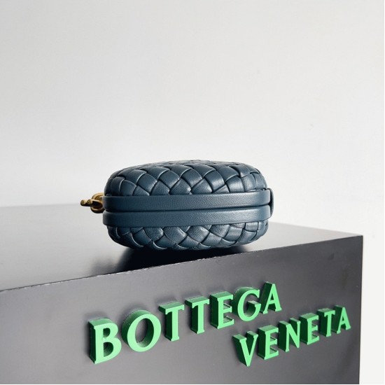 Replica Space Color Bottega Veneta Knot Clutchversion Uk Replica Space Color Bottega Veneta Knot Clutchversion Uk