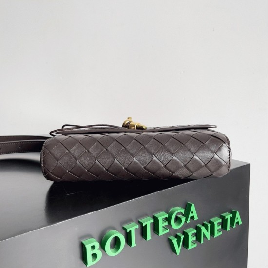 Replica Bottega Veneta Mini Andiamo Cross-Body Bag Fondant Uk Replica Bottega Veneta Mini Andiamo Cross-Body Bag Fondant Uk