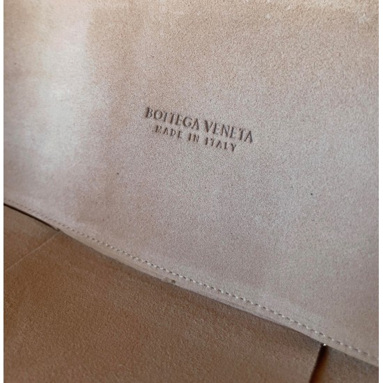 replica Bottega Veneta Arco Medium Tote Beige UK