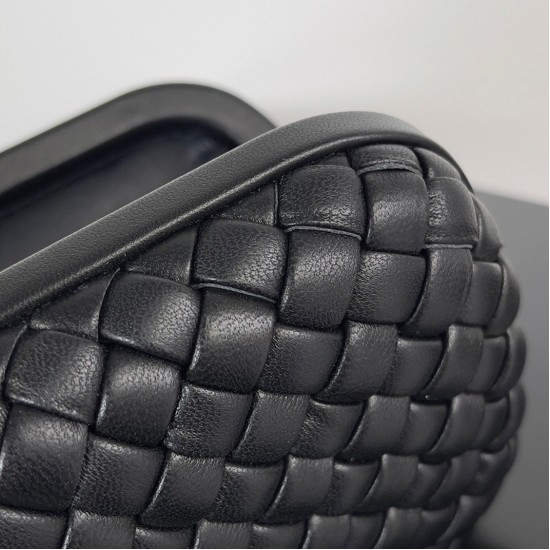 Replica Bottega Veneta Knot Minaudiere Clutch Black Uk Replica Bottega Veneta Knot Minaudiere Clutch Black Uk