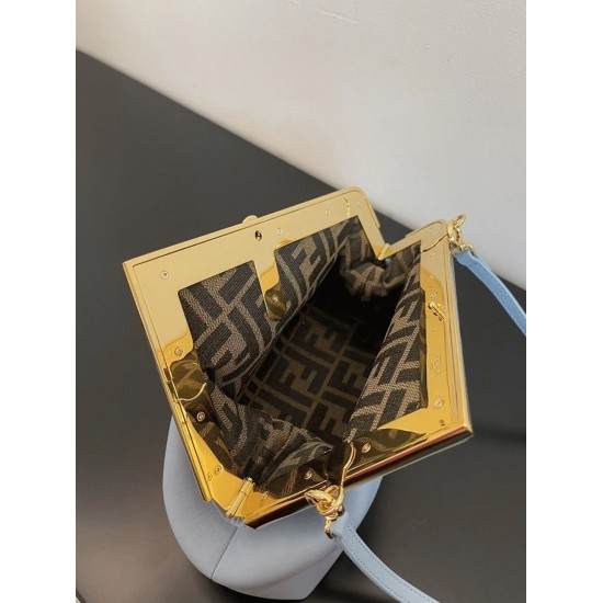 Replica Top Qualityfendi First Medium Bag In Light Blue Nappa Leather Uk Replica Top Qualityfendi First Medium Bag In Light Blue Nappa Leather Uk