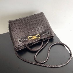 Bottega Veneta Small Andiamo Bag Fondant Uk