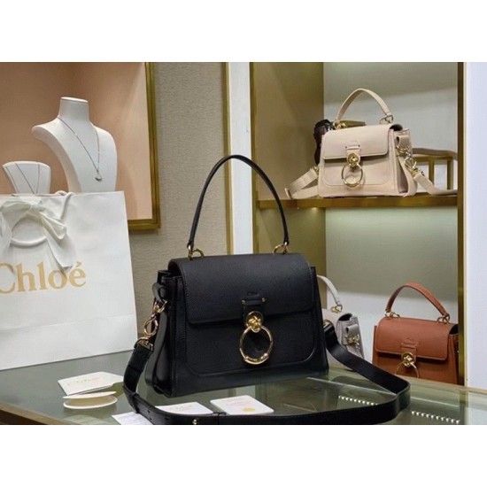 Replica Top Quality Knockoff Chloe Small Tess Day Bag In Black Grained Leather Uk Replica Top Quality Knockoff Chloe Small Tess Day Bag In Black Grained Leather Uk