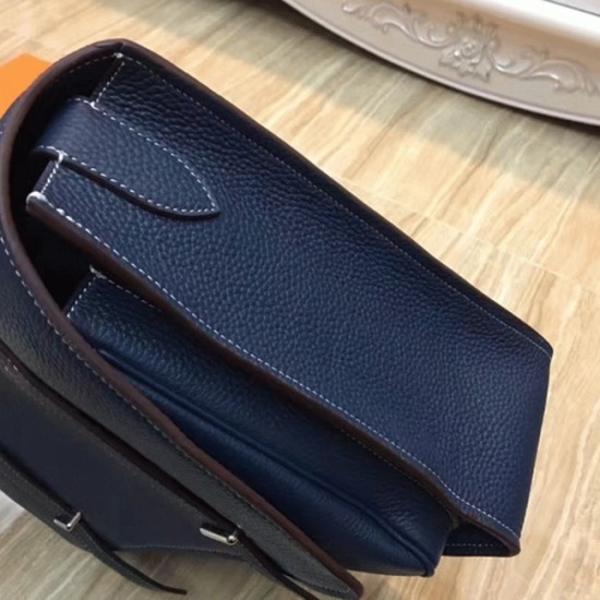 Replica Dark Blue Cheap Knockoff Hermes Steve Messenger Bag Uk Replica Dark Blue Cheap Knockoff Hermes Steve Messenger Bag Uk