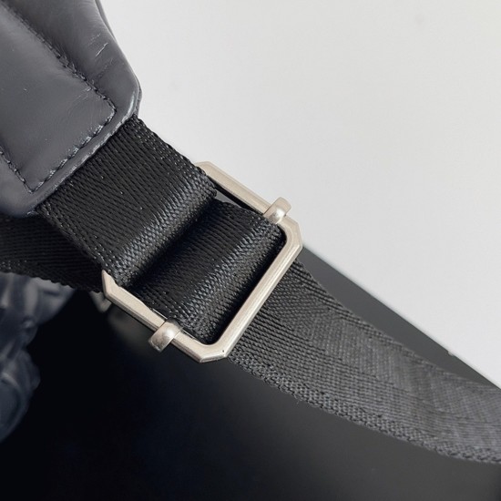 Replica Bottega Veneta Small Backpack Dark Blue Uk Replica Bottega Veneta Small Backpack Dark Blue Uk