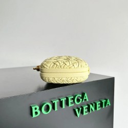Bottega Veneta Knot Minaudiere Clutch Ice Cream Foulard UK