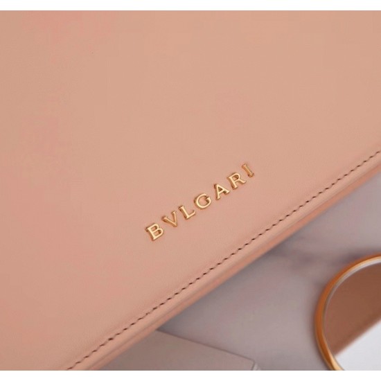 Replica Bvlgari Serpenti Forever Medium Crossbody Bag with Chain Nude UK replica Bvlgari Serpenti Forever Medium Crossbody Bag with Chain Nude UK