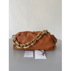 Bottega Veneta The Chain Pouch Bag Clay Uk