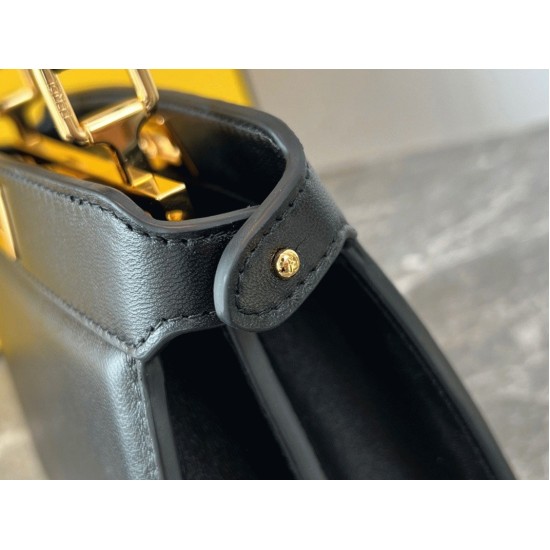 Replica Fendi Peekaboo Iseeu Petite Bag In Black Nappa Leather Uk - 7010 - Buddha Luxury