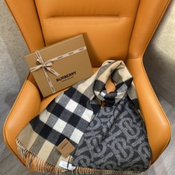 SCARF REVERSIBLE MONOGRAM AND CHECK UK SCARF REVERSIBLE MONOGRAM AND CHECK UK