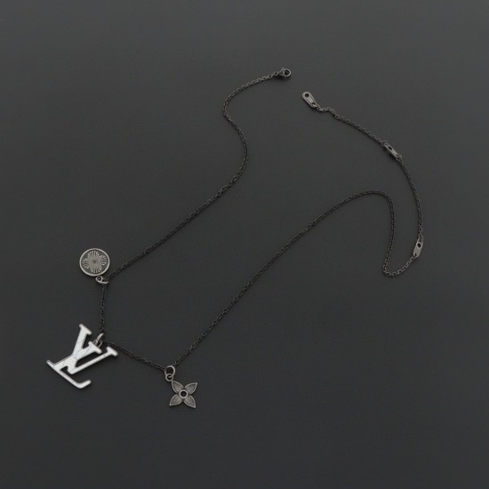 replica PENDANT CHAIN NECKLACE UK