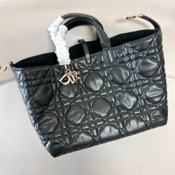 LARGE TOUJOURS BAG BLACK MACROCANNAGE CALFSKIN UK LARGE TOUJOURS BAG BLACK MACROCANNAGE CALFSKIN UK