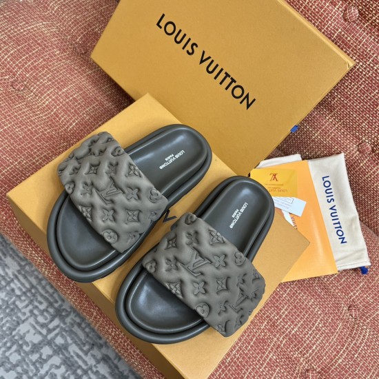 Replica POOL PILLOW COMFORT SLIDES IN KAKI - LVS60 UK replica POOL PILLOW COMFORT SLIDES IN KAKI - LVS60 UK