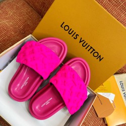 POOL PILLOW COMFORT SLIDES IN FUCHSIA PINK - LVS58 UK POOL PILLOW COMFORT SLIDES IN FUCHSIA PINK - LVS58 UK