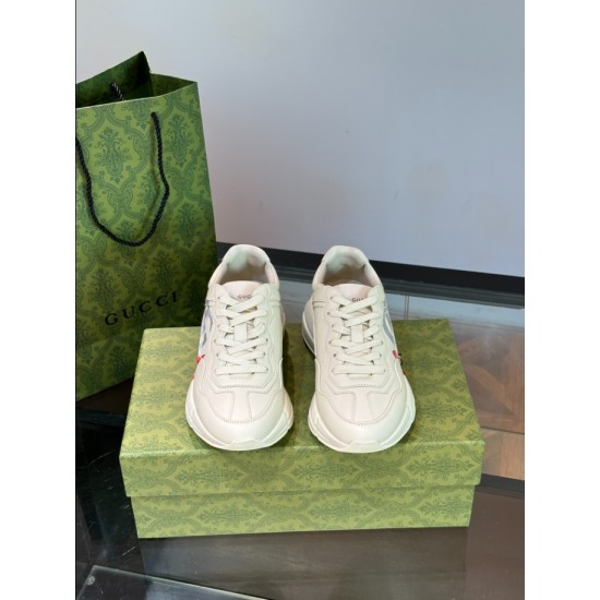 Gucci Ivory Leather Double G Chunky Trainers front view on box