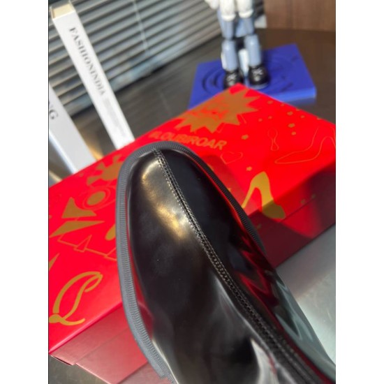 Christian Louboutin Men's Black Leather Chelsea Boots Toe Detail Top-down close-up of the front toe box and stitched centre seam on Christian Louboutin Men's Black Leather Chelsea Boots.
