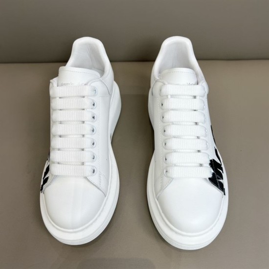 replica ALEXANDER MCQUEEN GRAFFITI OVERSIZED SNEAKER IN WHITE – ALD020 UK