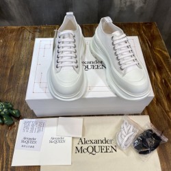 Alexander Mcqueen Tread Slick Low Top Sneaker – Ald011 Uk
