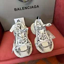 BALENCIAGA MEN’S 3XL SNEAKER – BLA097 UK