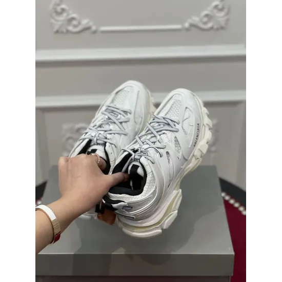 replica BALENCIAGA TRACK SNEAKER – BLA126 UK