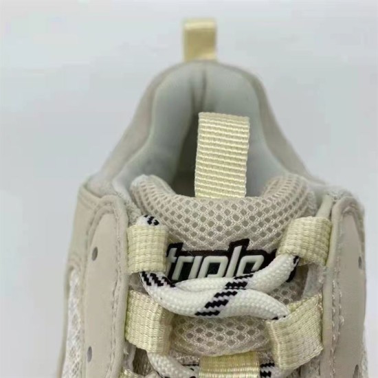 Replica Balenciaga 8919 BBLA062 Buddha Luxury Replica Balenciaga Trainers Triple S Clear Sole – Bla062 Uk - 8919 - Buddha Luxury