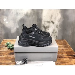 Balenciaga Trainers Triple S Full Black – Bla011 Uk Balenciaga Trainers Triple S Full Black – Bla011 Uk
