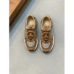 BURBERRY SNEAKERS – BBR065 UK BURBERRY SNEAKERS – BBR065 UK