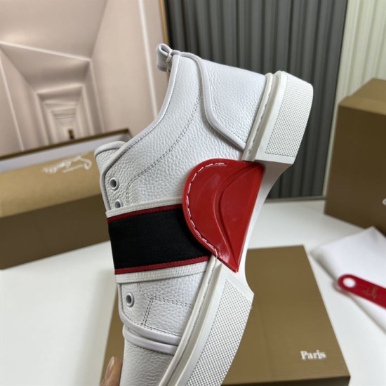 Close-up of red arch panel on Christian Louboutin Adolescenza White Trainer