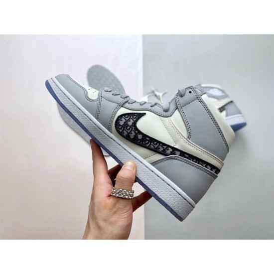 Medial side view of Dior High Top Trainers Grey And White Leather