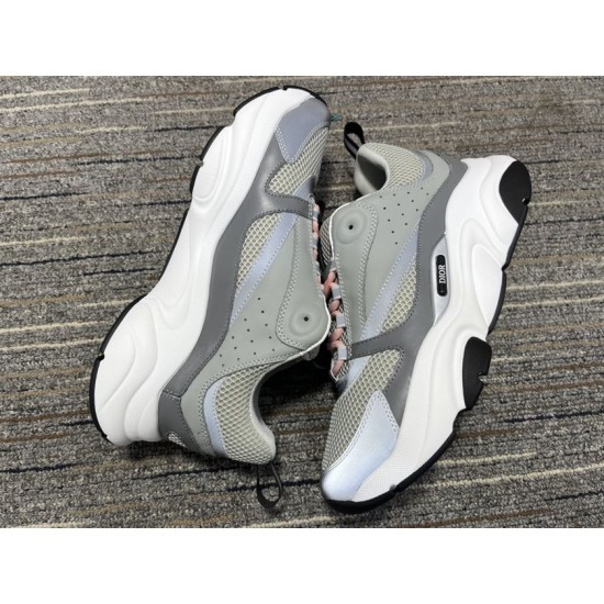 Dior B22 Grey Trainers Lateral Panels in grey and white Side profile of inner and outer panels on Dior B22 grey trainers in grey and white