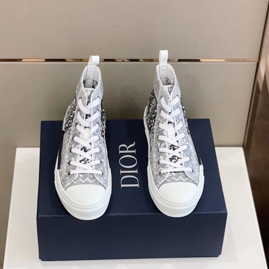 Dior B23 High Top Trainers Printed Pattern White Black Front View Dior B23 High Top Trainers Printed Pattern White Black pair top front angle