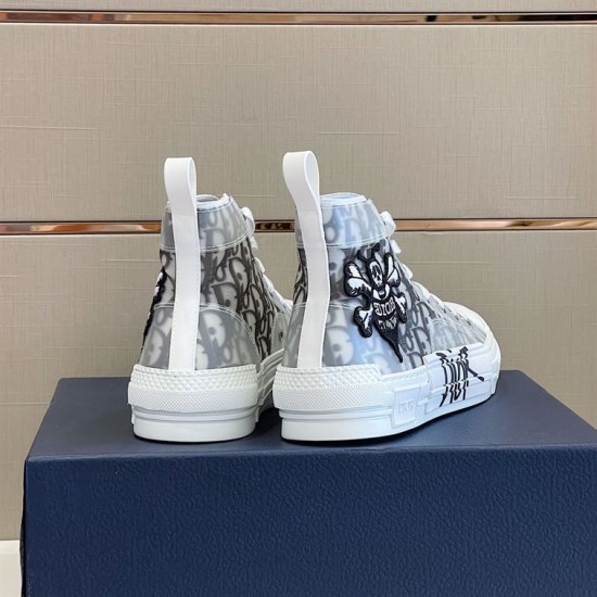 Dior B23 Trainers Heel View in white and grey Rear view of both heels of Dior B23 high-top trainers showing pull tabs in white and grey