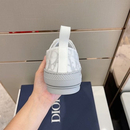 Dior B23 Low Top Grey Oblique Canvas Trainers Heel Detail Rear view highlighting the white heel tab and textured grey rubber sole