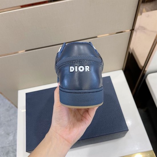 Dior B27 Low-Top Navy Blue Leather Trainer Heel Detail Rear heel view of Dior B27 Low-Top Navy Blue Leather Trainer showing white logo
