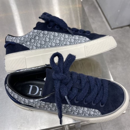Dior B33 navy blue oblique low top trainers top-down view showing thick laces and inner sole