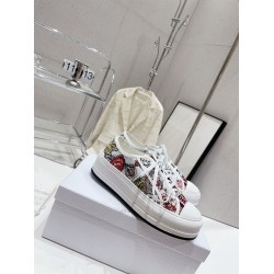 Dior Floral Embroidered Canvas Platform Trainers White Dior Floral Embroidered Canvas Platform Trainers White