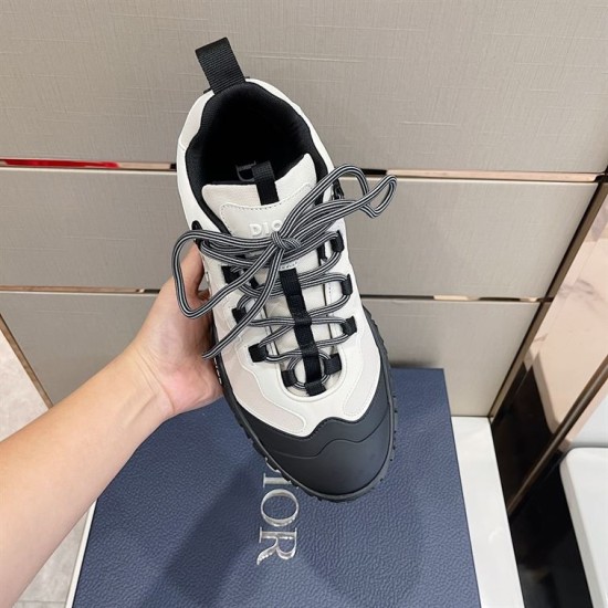 Diorizon Technical Mesh Trainer Overhead View in grey and black Top-down view showing lacing system and black rubber toe cap in grey and black