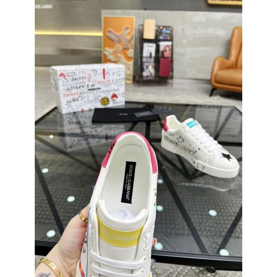 Dolce & Gabbana Portofino Graffiti Print White Leather Trainer showing interior branded insole in white and red