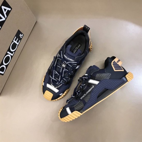 Dolce & Gabbana NS1 Trainers Overhead Angle in black Top-down angled view of Dolce & Gabbana NS1 Low-Top Trainers in black