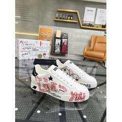 Dolce & Gabbana Dolce & Gabbana Portofino Cuore Print White Leather Trainers Graffiti-Style Dolce & Gabbana Dolce & Gabbana Portofino Cuore Print White Leather Trainers Graffiti-Style
