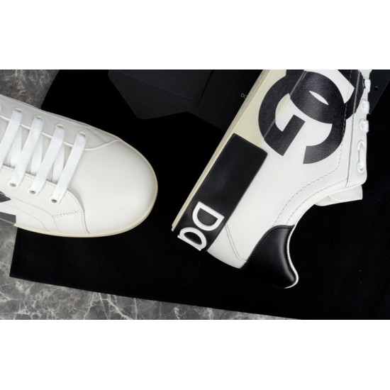 Dolce & Gabbana Portofino White Trainer Toe Detail Overhead close-up showing the white leather toe and heel cup of the Dolce & Gabbana trainer