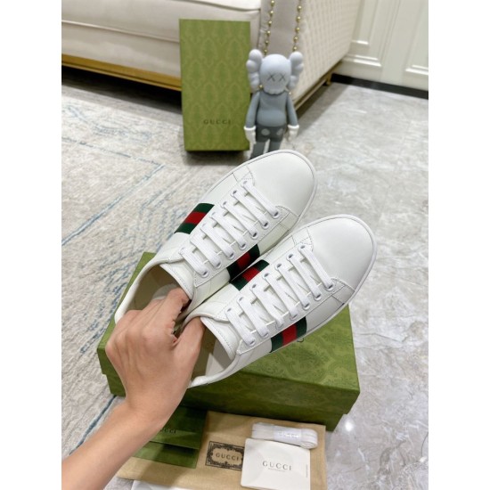 Top-down view of white Gucci Ace Leather Trainers With Web Stripe lacing