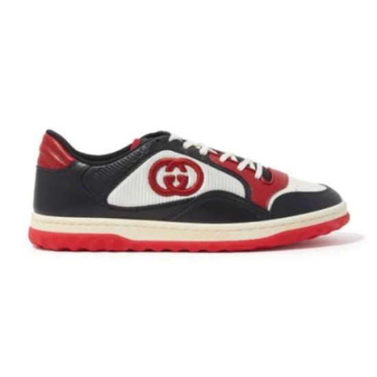 Gucci Mac80 Trainer Lateral View in red and black Lateral side view of Gucci Mac80 low top trainer in red, black and off-white