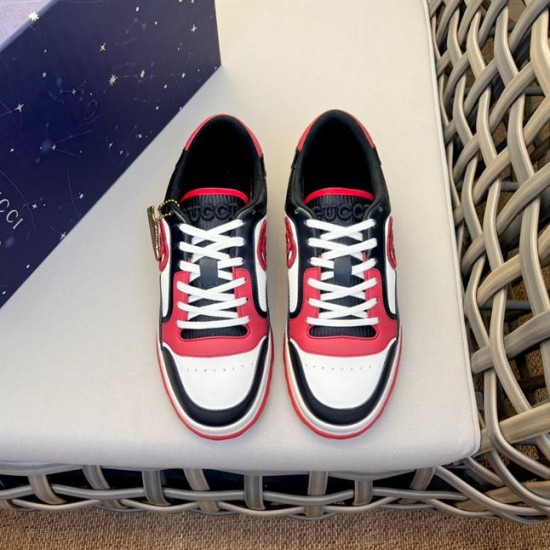 Gucci Mac80 Trainers Overhead View in red and black Overhead view of Gucci Mac80 trainers showing white laces and toe boxes in red and black