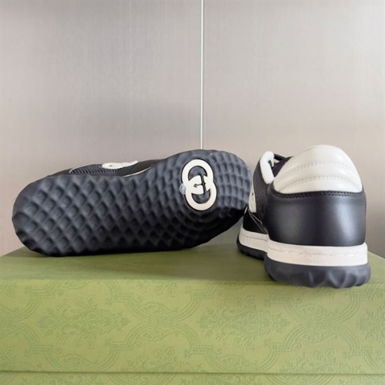 Gucci Mac80 Trainer Heel and Sole Detail in black and white Back and sole view of Gucci Mac80 Trainer featuring textured black tread in black and white